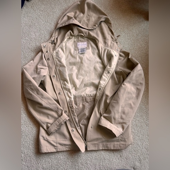 White Stag Women’s Tan Zip Up Jacket Medium Lightweight Fall Layer - Picture 2 of 5